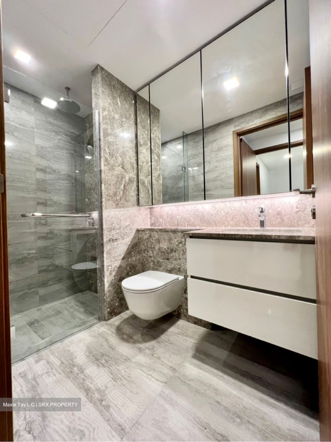 Fourth Avenue Residences (D10), Apartment #611073461